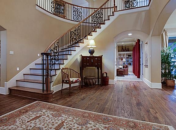 4th image of 1101 Wickford Ct