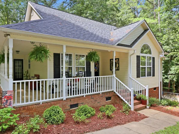 161 Talbert Dr, Holly Springs, NC 27540