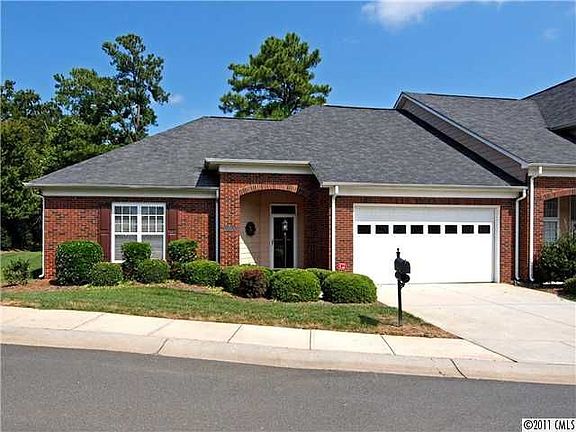 Home for Sale in Matthews, North Carolina $179,900