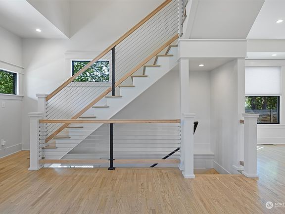 3rd image of 531 Newell Street