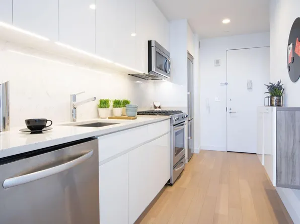 160 Madison Avenue image 9 of 23