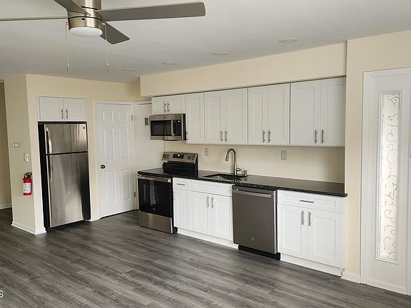 3rd image of 290 N Main St #B9