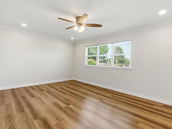 4th image of 1233 Radmoor Dr