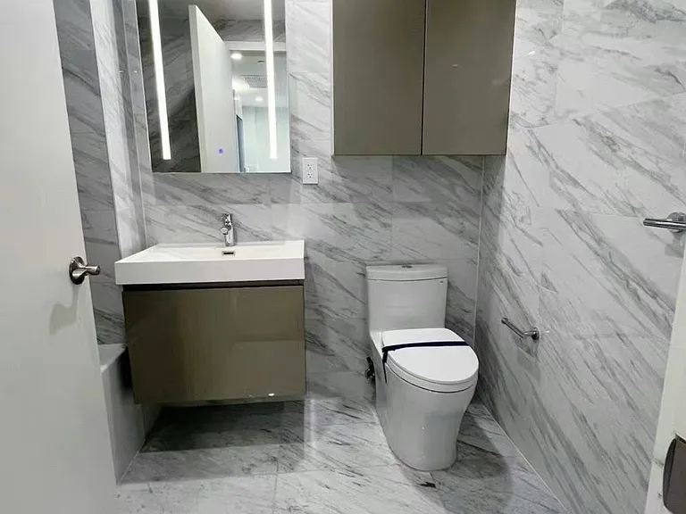 4415 College Point Blvd #3 — Photo 8