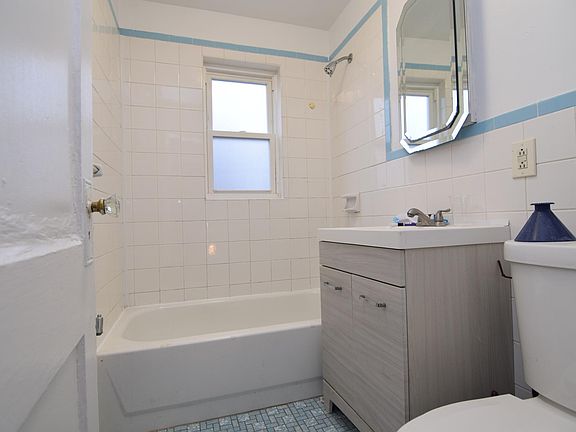 3rd image of 4329 Bruner Ave #1