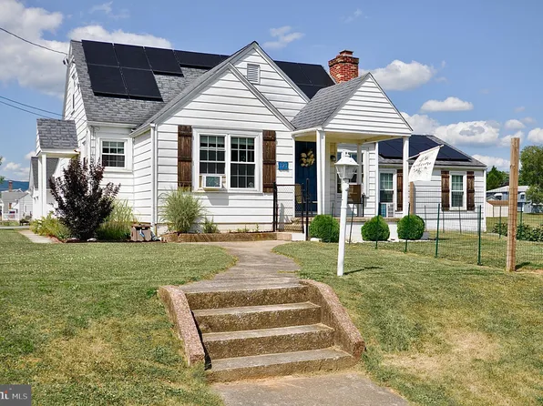 121 Queen St, Reedsville, PA 17084