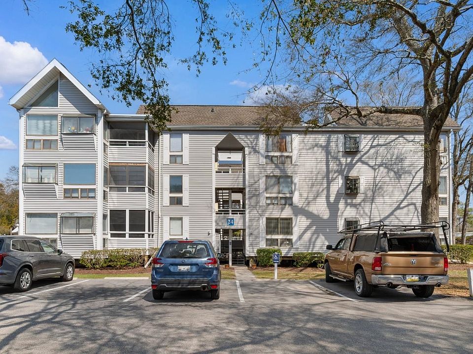 1st image of 351 Lake Arrowhead Rd. #24-396