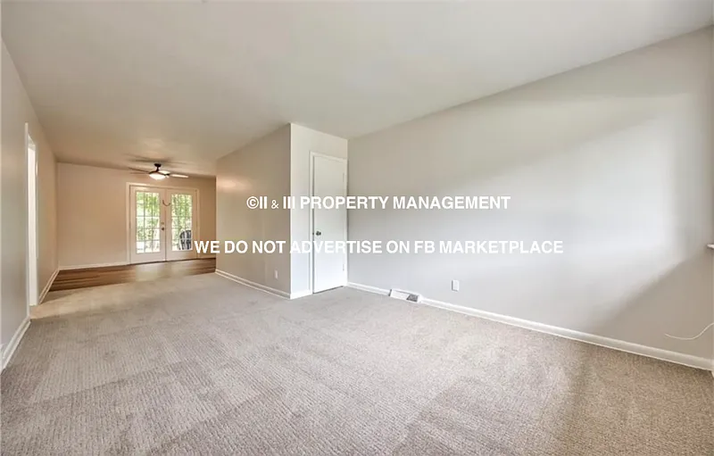 2 bed, 1.0 bath, 870 sqft, $1,900 — Photo 3