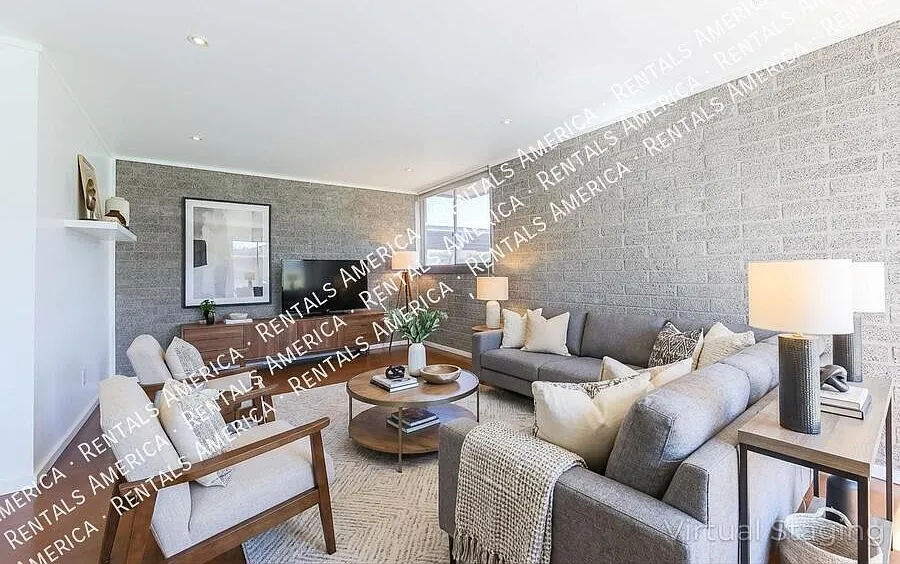 Move In Special — Photo 2