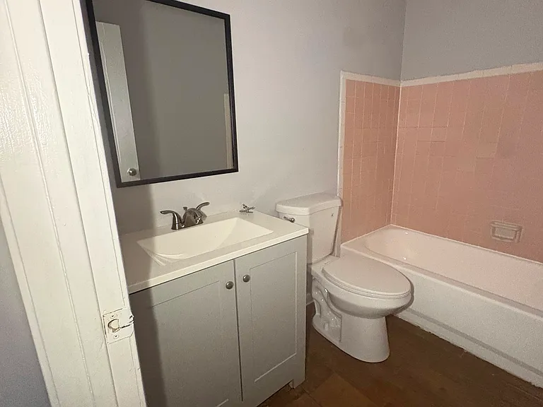 2520 Hewes Ave #D — Photo 5