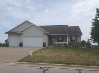 2430 Taylor Ave, Urbana, IA 52345