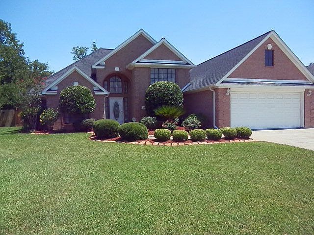1st image of 208 Audubon Woods Ct