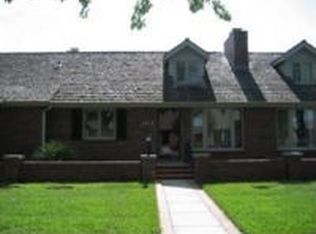 2812 Westminster Dr, Hutchinson, KS 67502