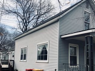 1028 Park St SW, Grand Rapids, MI 49504