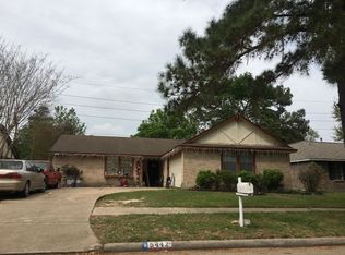 5442 Windsor Forest Dr, Houston, TX 77088