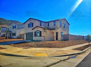 29555 Copper Hill Ct, Winchester, CA 92596