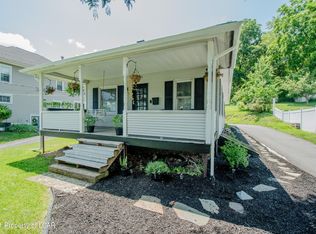 86 N Pioneer Ave, Shavertown, PA 18708