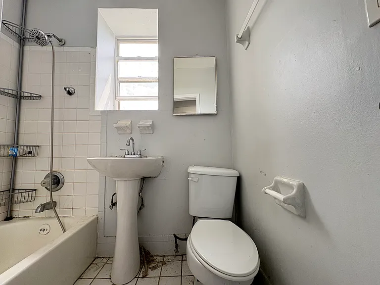 691 Elizabeth Ave #60 — Photo 5