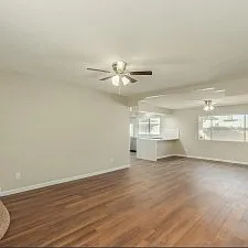 9837 North 37th Drive — Photo 2