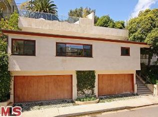 343 N Skyewiay Rd, Los Angeles, CA 90049