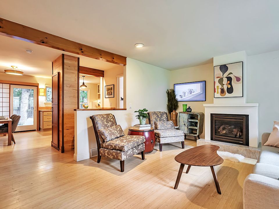 Bamboo flooring, gas fireplace, and built ins