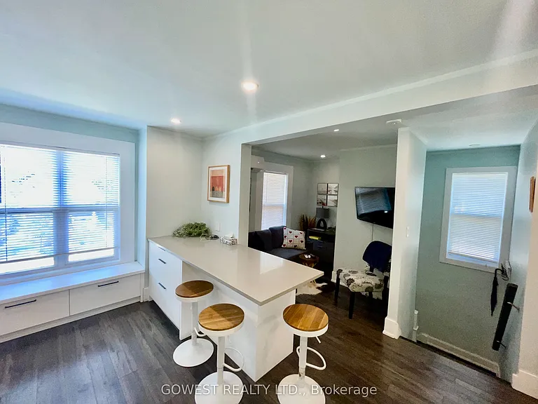29 Cliff Ave #2 — Photo 5