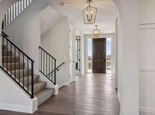 5380 Rolling Hills Pkwy, Chaska, MN 55318