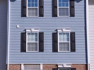 22 Envy Ct, Inwood, WV 25428
