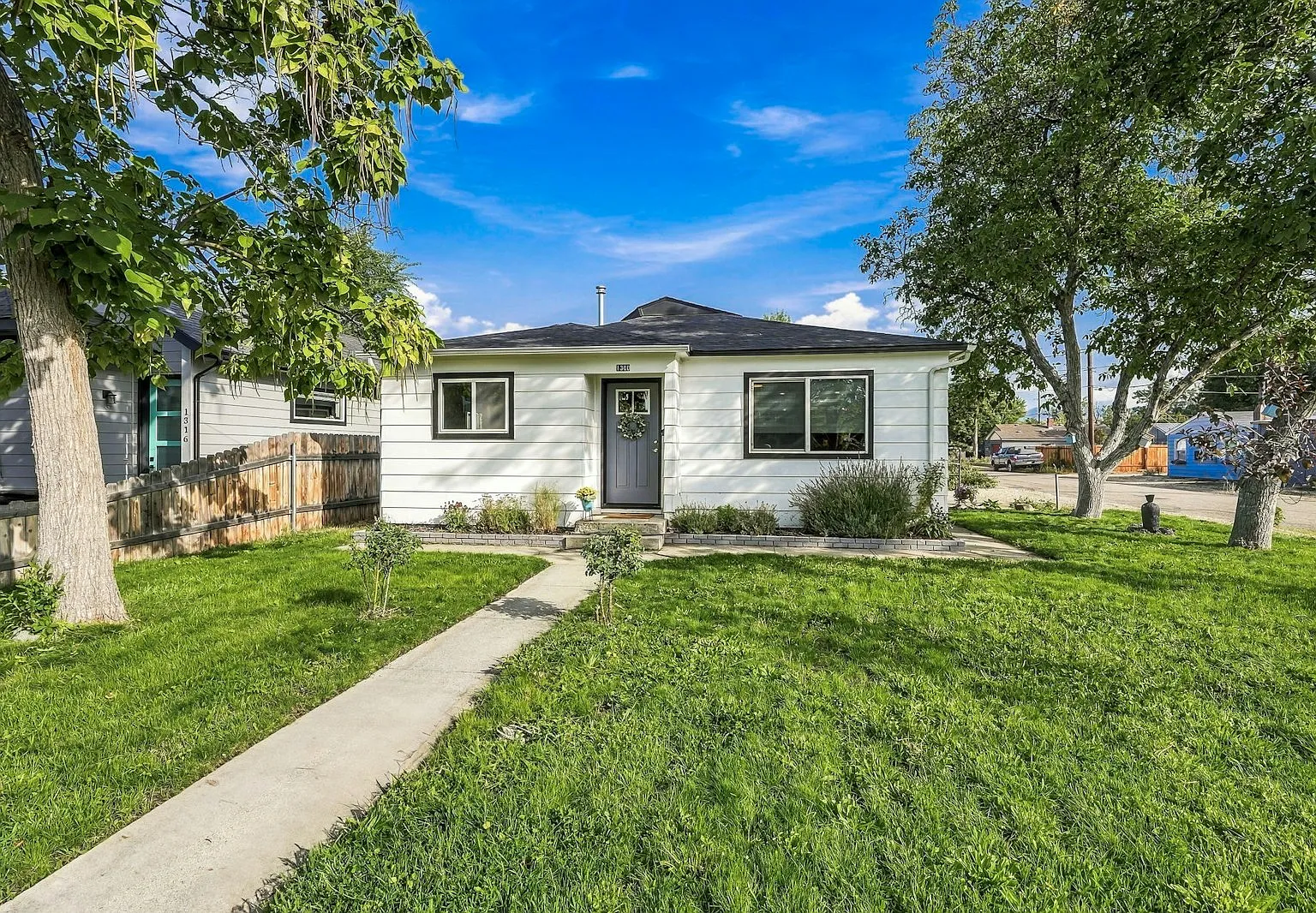 1300 West Melrose Street — Photo 2