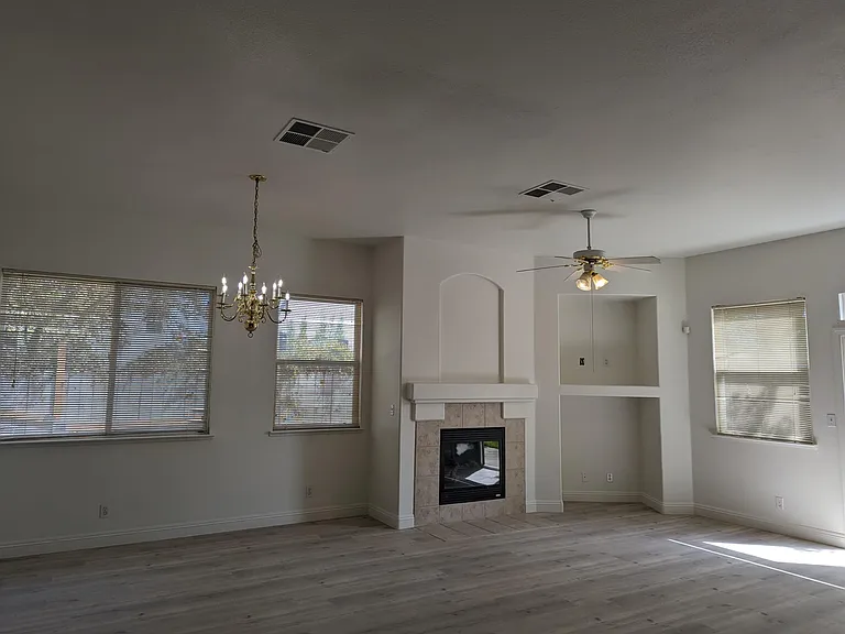 3316 Clearview Ct — Photo 4