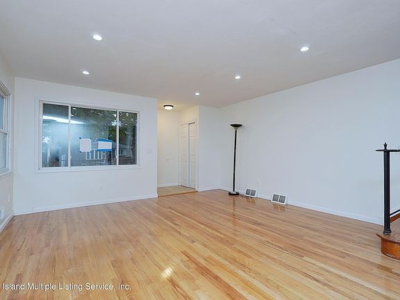 2nd image of 59 Bartlett Ave