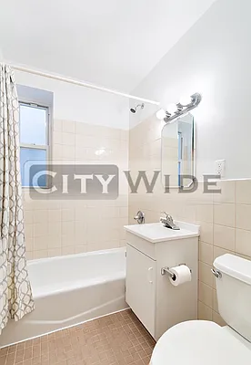 Rented by City Wide Apartments | media 3
