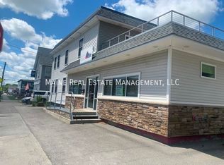 543 Hammond St, Bangor, ME 04401