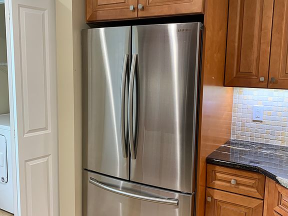 2nd image of 926 NW Spruce Ridge Dr