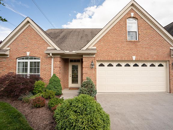 3rd image of 8650 Belle Mina Way
