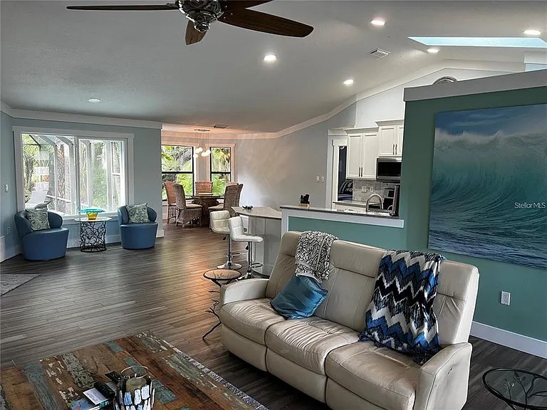4594 Trails Dr — Photo 13