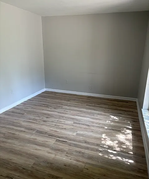 802 S 4th St — Photo 5