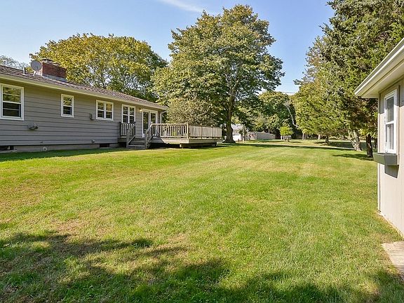 2nd image of 735 Gin Ln