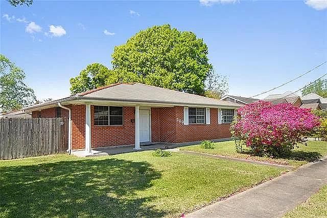 1st image of 500 Houma Blvd