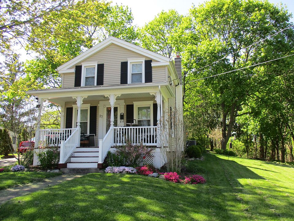 1st image of 27 Caledonia Ave