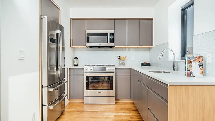 Rented by Nooklyn NYC LLC | media 4