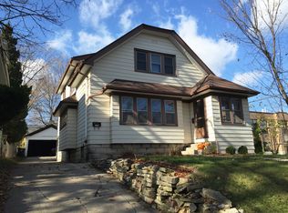 2143 N 67th St, Wauwatosa, WI 53213