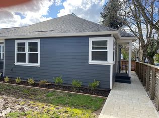 722 NE Prescott St APT 1, Portland, OR 97211