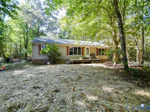23104 King William Rd, West Point, VA 23181