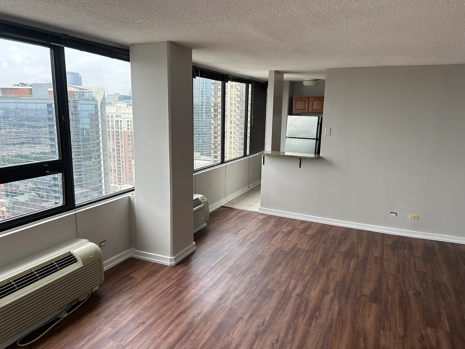 Studio, 1.0 bath, 567 sqft, $2,104 — Photo 1