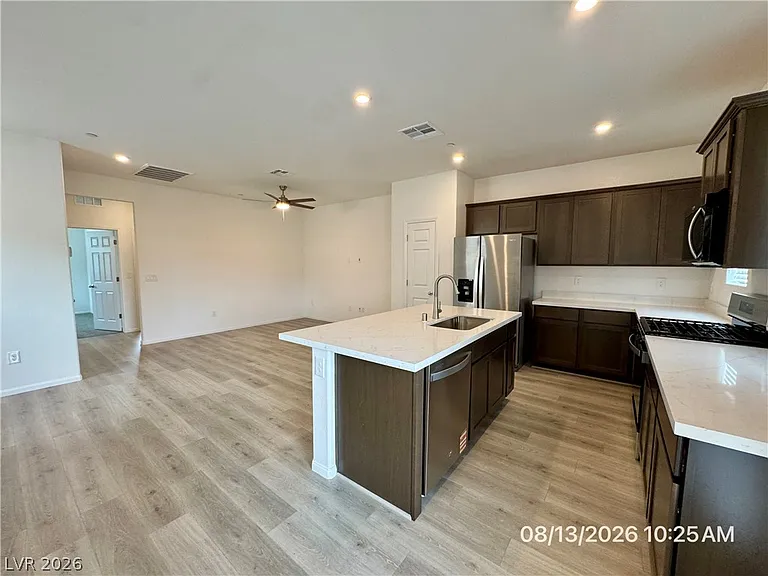 630 Bellus Pl — Photo 5
