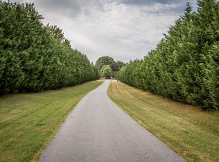 8569 Scoggins Rd, Oak Ridge, NC 27310