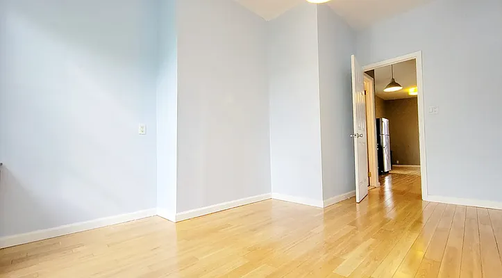 Rented by New Amsterdam Realty Group | media 9