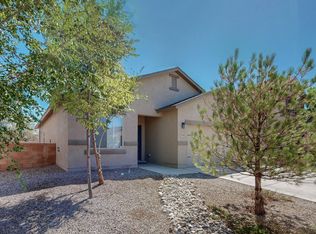 1726 Lark Dr NE, Rio Rancho, NM 87144