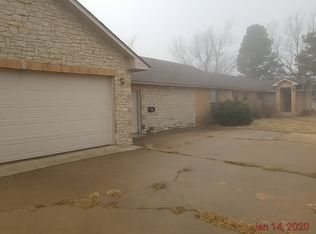 1202 E 1st St, Cordell, OK 73632